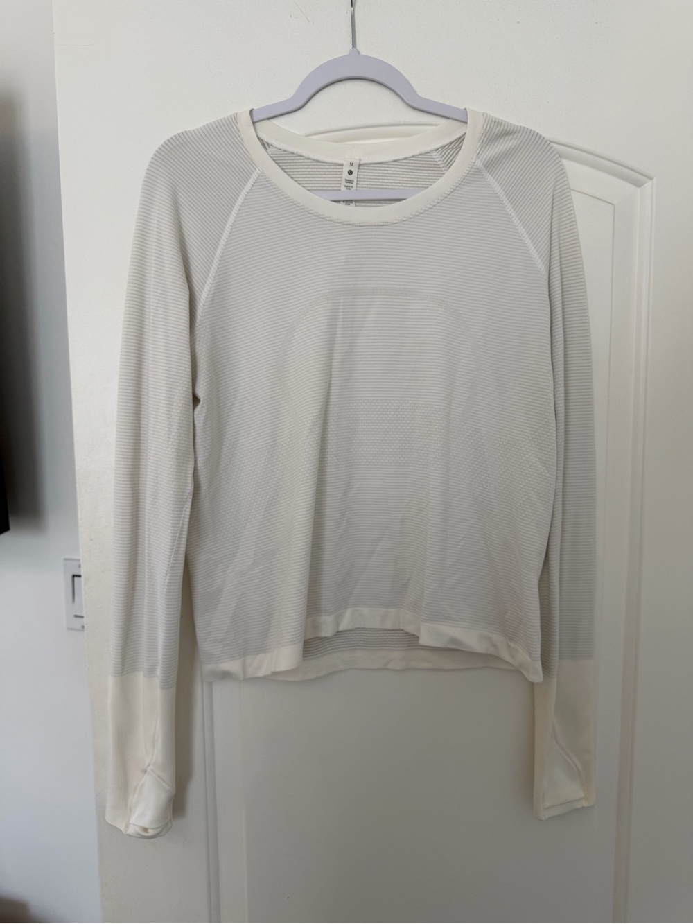 lululemon athletica Cream Lightweight Long-Sleeve Crew